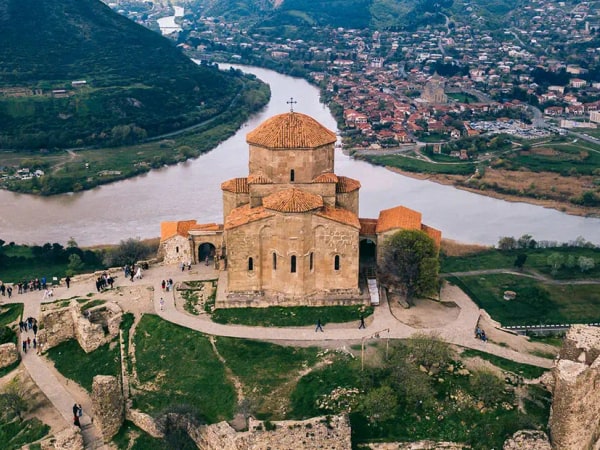 Mtskheta, Ananuri, Gudauri and Kazbegi Full Day Tour from Tbilisi